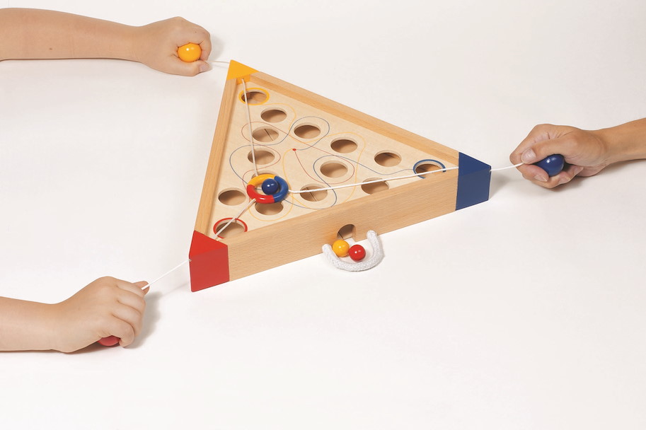 Geschicklichkeitsspiel Tricours