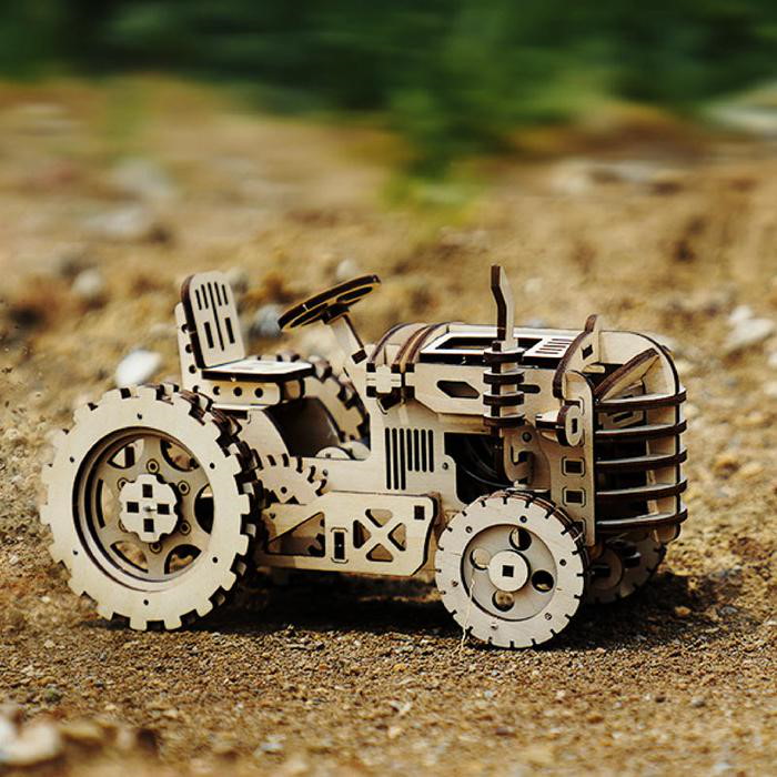 Holzbausatz Traktor