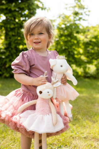 Ballerina Ruth, das Reh