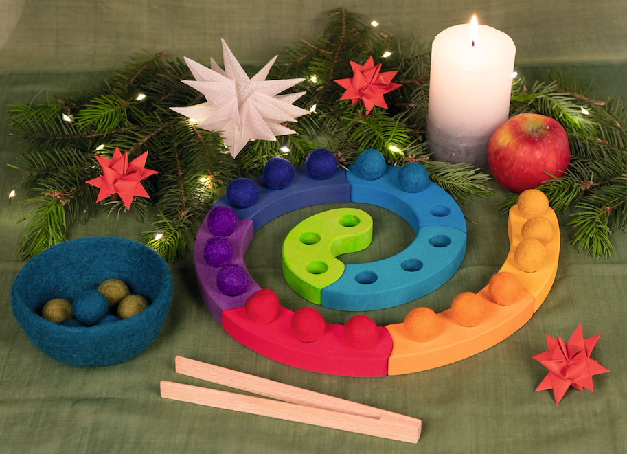 Farbsortierspiel und Adventsspirale