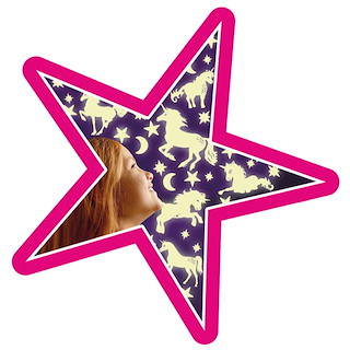 B2A4118E_B8631-Glow-Glitter-Stars-lifestyle-in-star-web.jpg