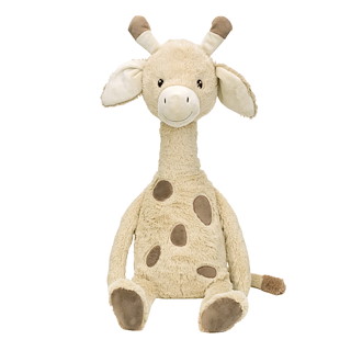C1AEB415_134303-Big-Giraffe-Gus.jpg