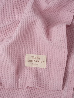 29E2C50A_4392-baby-blanket-cotton-pink-21.jpg
