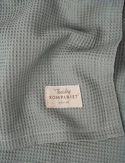 C101E8FC_4426-baby-blanket-cotton-green-2.jpg