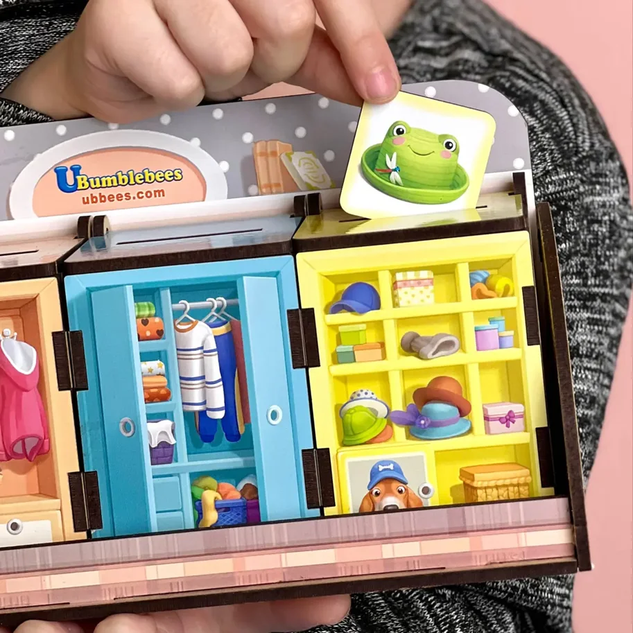 Sortierspiel 'Kleiderschränke mit Kleidung'