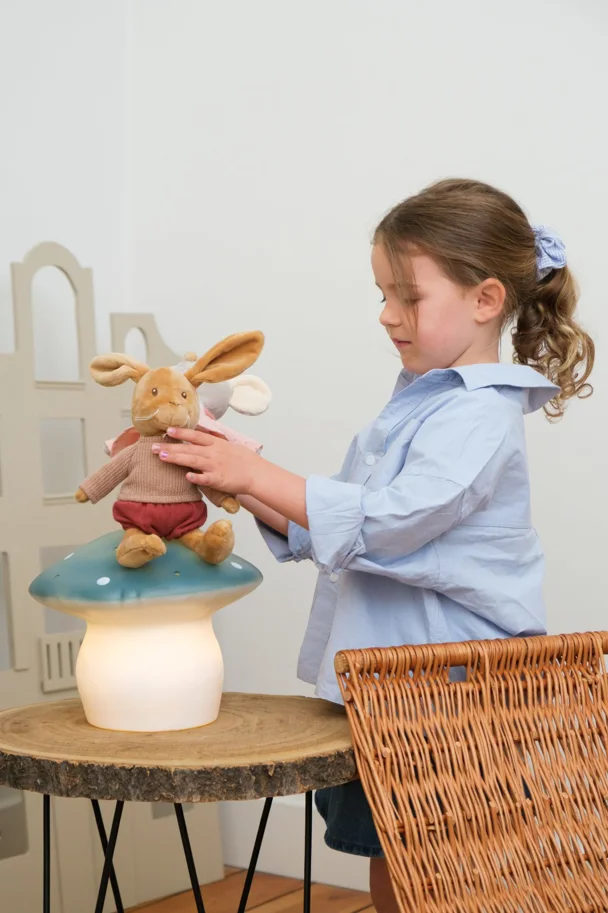Plüsch Spieluhr Hase Lenny in Kleidern 26 cm